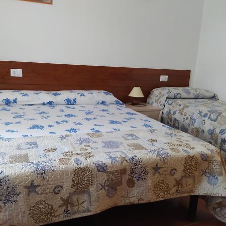 Appartamenti Gli Alberi Каполивери Екстериор снимка