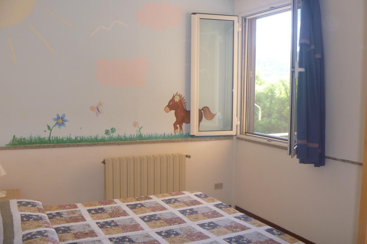 Appartamenti Gli Alberi Каполивери Екстериор снимка